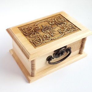 Sun & Moon Celtic Knot Latched Wooden Box